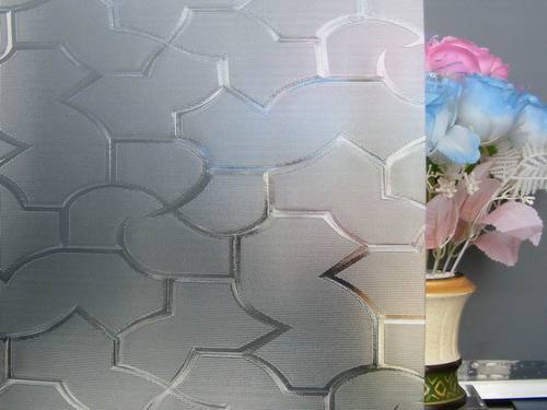 clear karatachi patterned glass
